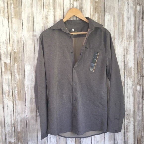 all in motion Other - NWT All In Motion Grey Snap Button Down